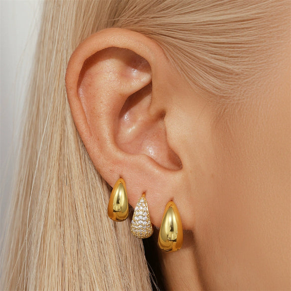 Wholesale Brass Copper Geometric Exaggerated Normcore Style Earrings With Electroplating