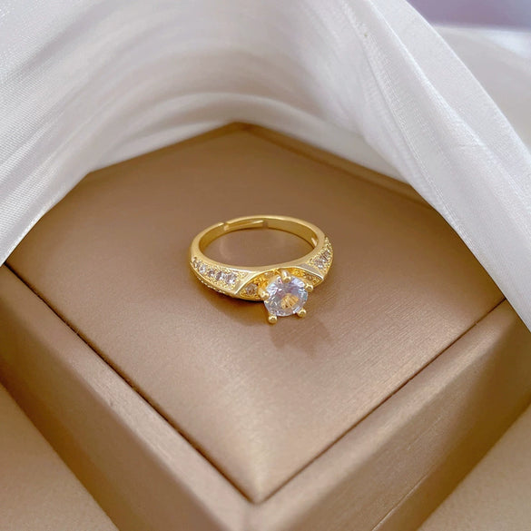 Wholesale Brass Full Diamond Ring With Eight Heart And Eight Arrows And The Crown Pattern Electroplated For Women In Cartoon Style