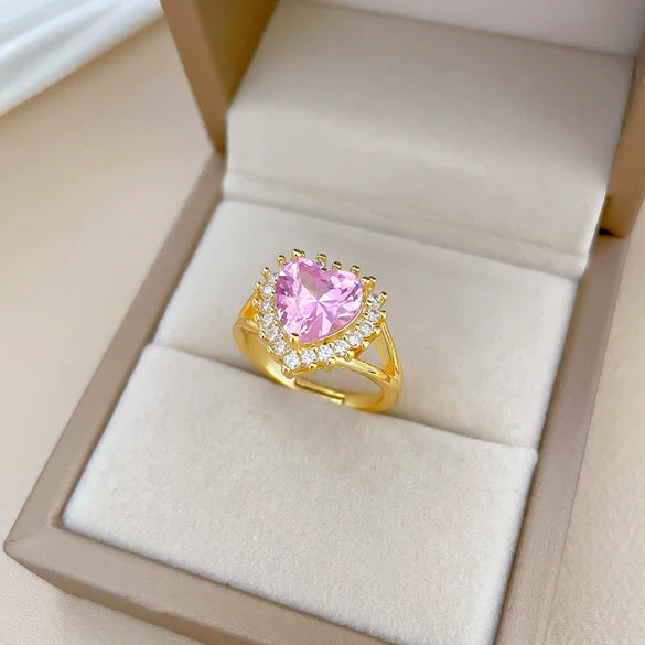 Wholesale Brass Wedding Ring With Cartoon Crown Pattern And Electroplating For Women