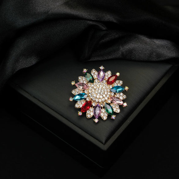 Wholesale Brooch Zinc Alloy Flower Shaped Electroplated Unisex