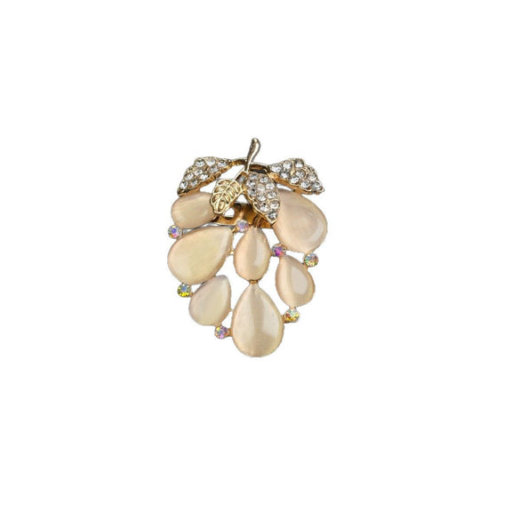 Wholesale Brooch Zinc Alloy Fruit And Leaves Shaped Electroplated For Women And Unisex