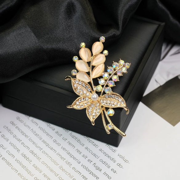 Wholesale Brooch Zinc Alloy Geometric Animal Flower Bow Leaf Star Design Electroplating For Women