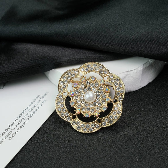 Wholesale Brooch Zinc Alloy Light Luxury Geometric Flower Diamondencrusted Electroplating For Women