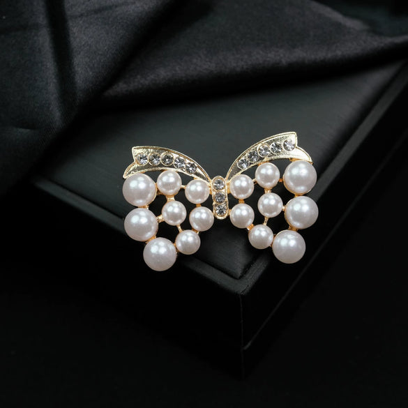 Wholesale Brooch Zinc Alloy Rhinestone Geometric Butterfly Electroplated Jewelry Accessory For Women And Unisex