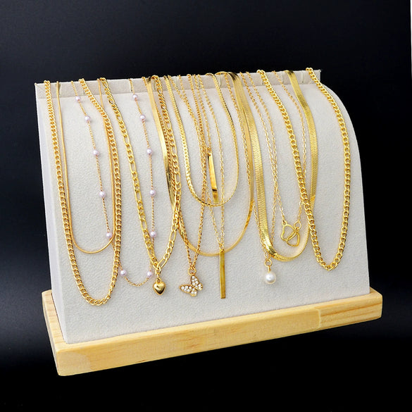 Wholesale Butterfly Love Pearl Chain Necklace For Women Alloy Heart Shape Electroplated