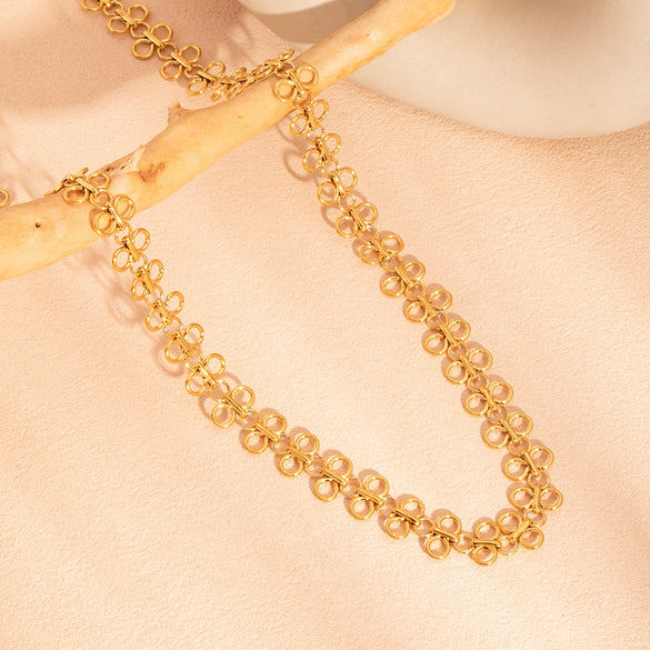 Wholesale Butterfly Round Waist Chain Necklace Bracelet Suit In Titanium Steel With Pvd Furnace Vacuum Real Gold Plating And Geometric Internet Celebrity Style