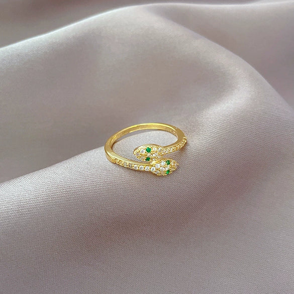 Wholesale Cartoon Snake Ring With The Crown Pattern Brass Electroplated Jewelry For Women