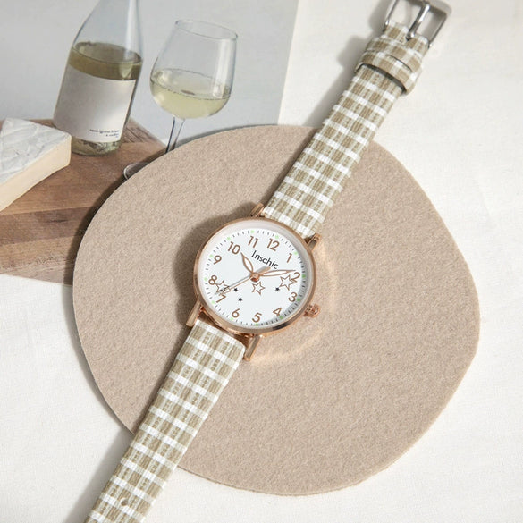 Wholesale Casual Quartz Watch For Female Junior High School Students Alloy Case Imitation Leather Strap Stainless Steel Clasp Round Dial Ordinary Glass Mirror