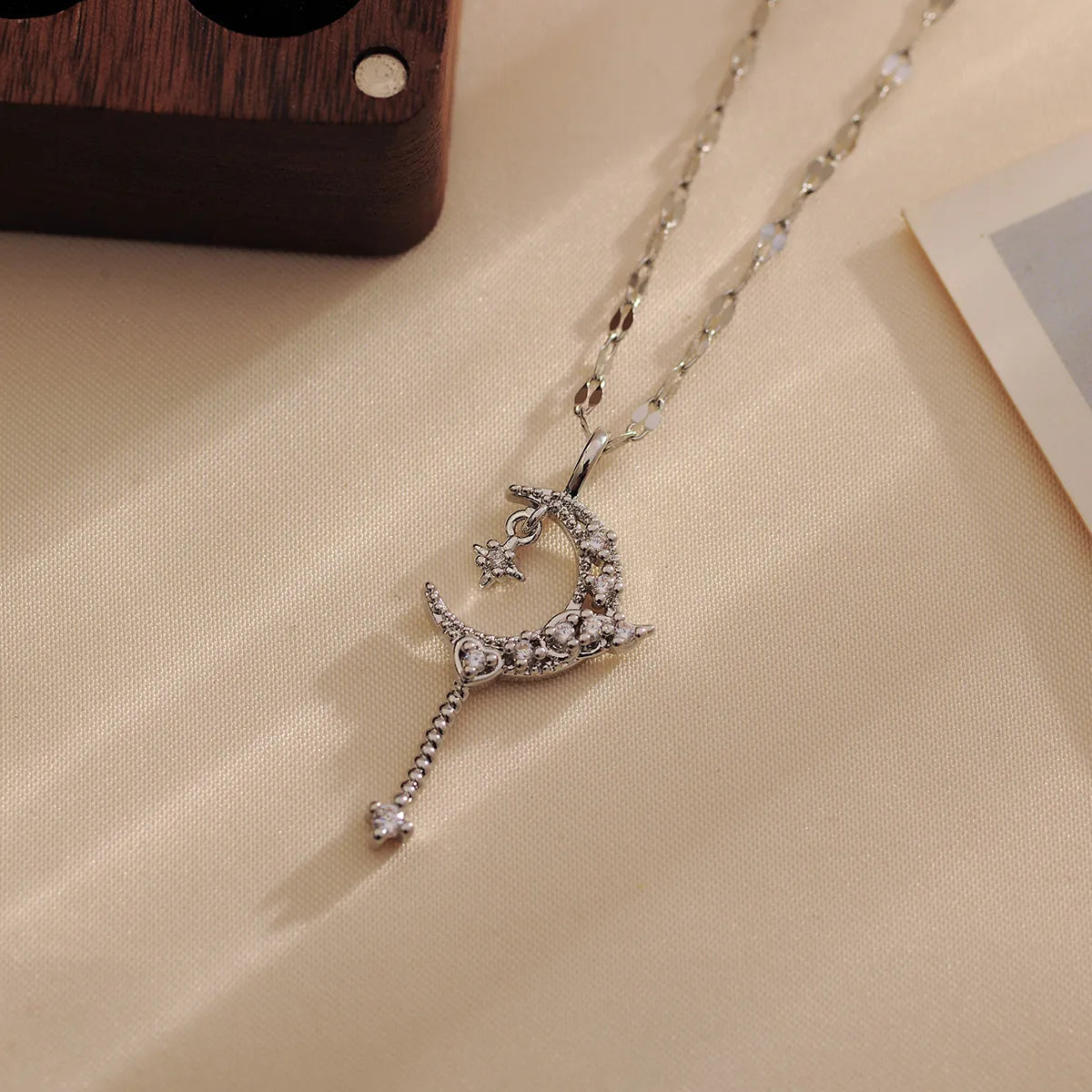 Wholesale Casual Simple Style Moon Titanium Steel Copper Inlay 18K Gold Plated Zircon Pendant Necklace