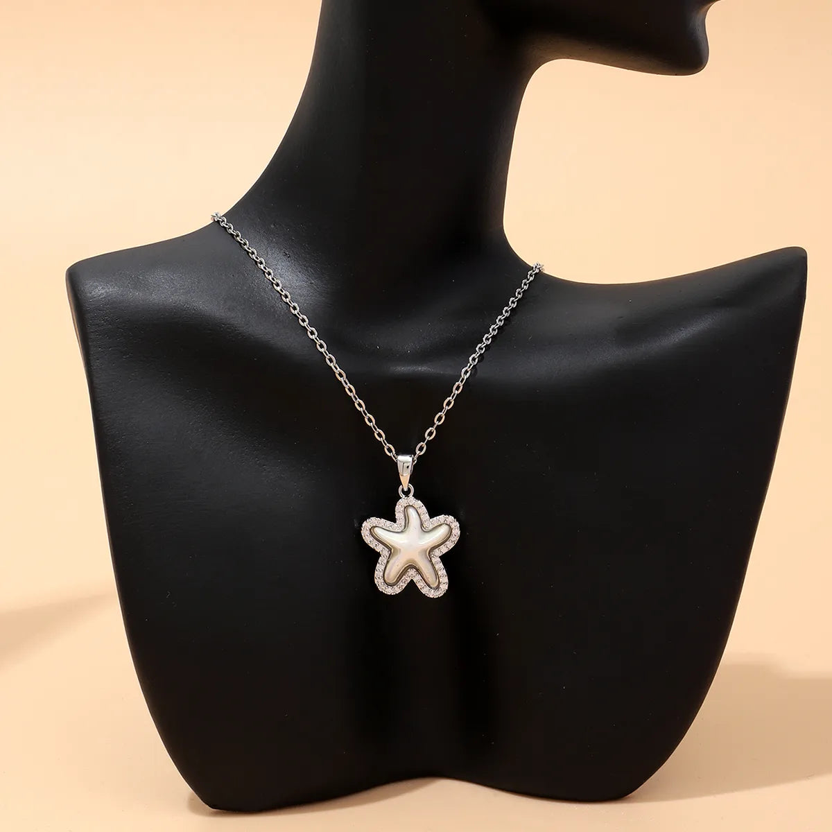 Wholesale Casual Vacation Starfish Copper Plating Inlay Gold Plated Zircon Pendant Necklace