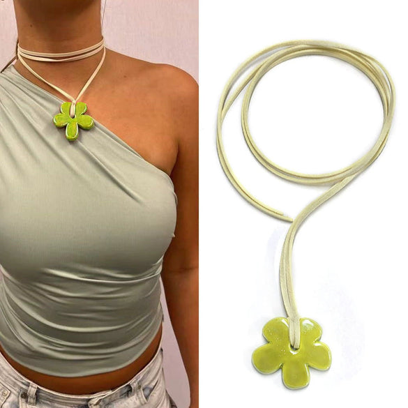 Wholesale Ceramic Pearl Star Pendant Necklace With Electroplating For Women Minimalist Style Water Wave Chain