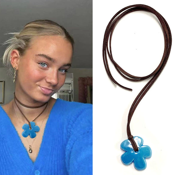 Wholesale Ceramic Pearl Star Pendant Necklace With Electroplating For Women Minimalist Style Water Wave Chain