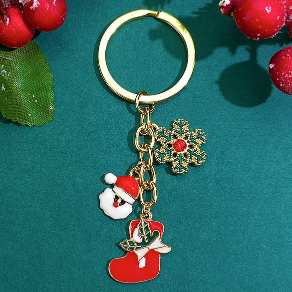 Wholesale Christmas Keychain Key Ring Zinc Alloy Santa Claus Christmas Tree Elk Snowflake Ornament Pendant Electroplated