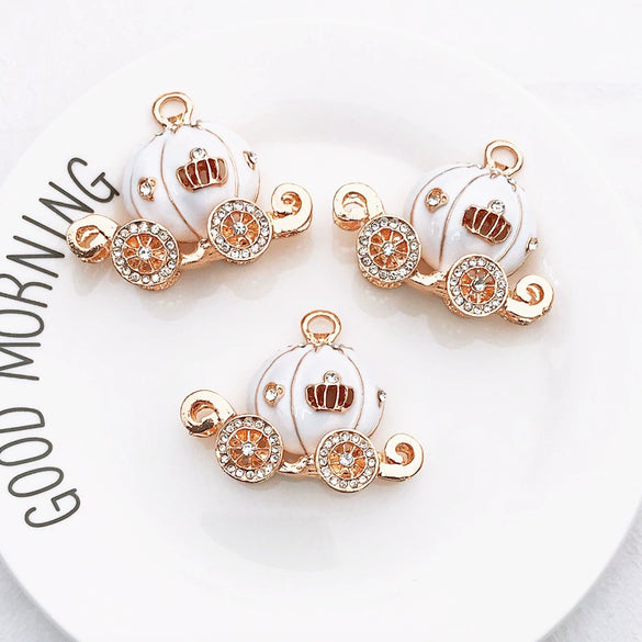 Wholesale Classic Diy Mobile Phone Shell Jewelry Accessories Alloy With Handmade Rhinestone And Pumpkin Car Design Electroplated