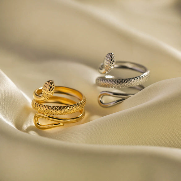 Wholesale Classic Texture Snake Design Hollow Adjustable Ring For Women 18K Gold Plated Stainless Steel With Geometric Pattern And Electroplating