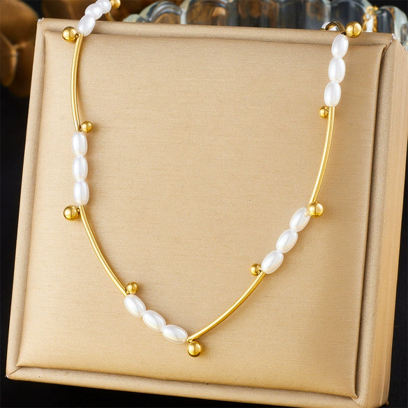 Wholesale Clavicle Necklace Stainless Steel Goldplated Pearl Oval Geometric Retro Light Luxury Style For Women