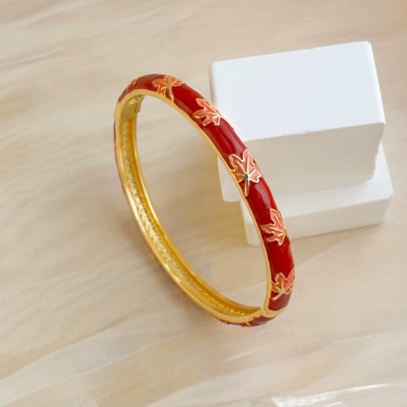 Wholesale Cloisonné Maple Leaf Bracelets Plated Fashion Jewelry With Retro Botanical Design For Adults