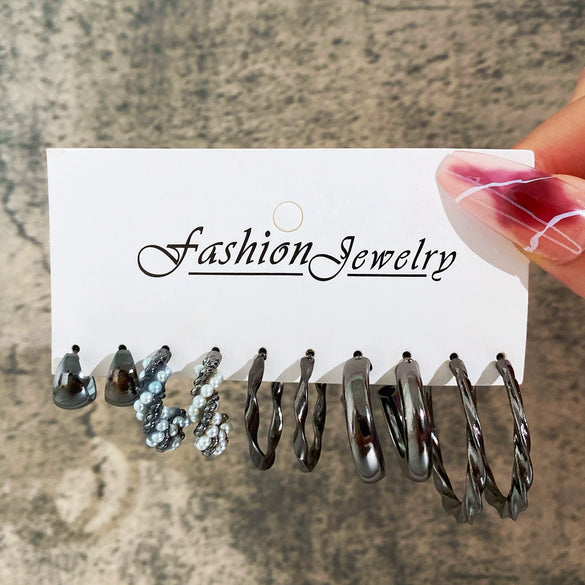 Wholesale Cold Style Metal Earrings Set 5 Pairs Of Creative Simple Golden Circle Earrings With Pearl Geometric Pattern Alloy Material Electroplating Treatment