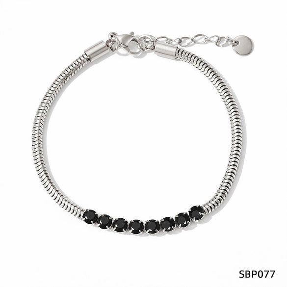 Wholesale Colorful Zircon Jewelry Set For Women Stainless Steel Round Snake Chain Clavicle Chain With Bear And Pig Patterns Electroplated