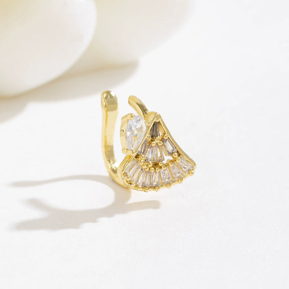 Wholesale Copper Electroplated Geometric Butterfly Women's Ear Clip Microinlaid Zircon