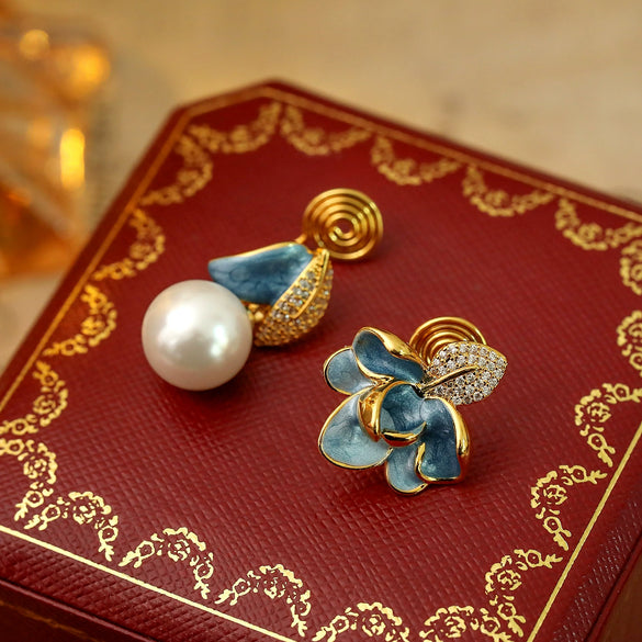Wholesale Copper Electroplated Geometric Leaf Ear Clips Light Luxury Style Diamondstudded Pearl Earrings For Women