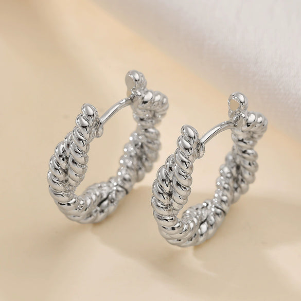 Wholesale Copper Electroplated 18K Gold Geometric Twisted Retro Earrings For Women