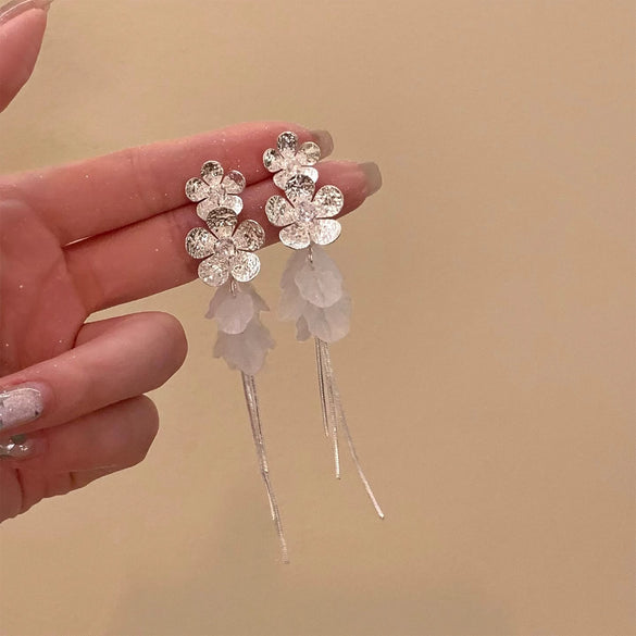Wholesale Copper Flower Shell Tassel Earrings For Women Electroplated