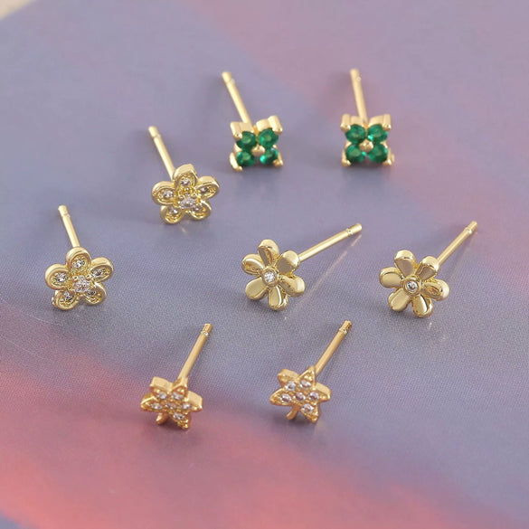 Wholesale Copper Flower Style Electroplated Earrings For Women