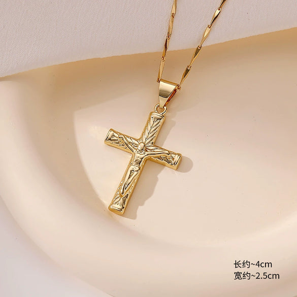 Wholesale Copper Geometric Retro Cross Pendant Necklace 18K Gold Plated Hip Hop Style