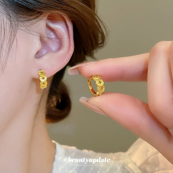 Wholesale Copper Geometric Round Earrings 18K Real Gold Electroplated Retro Exquisite Feminine Light Luxury