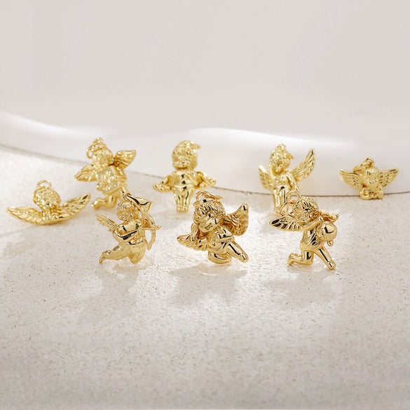 Wholesale Copper Gold Plated Cartoon Characters Angel Pendant Necklace With Electroplating Treatment