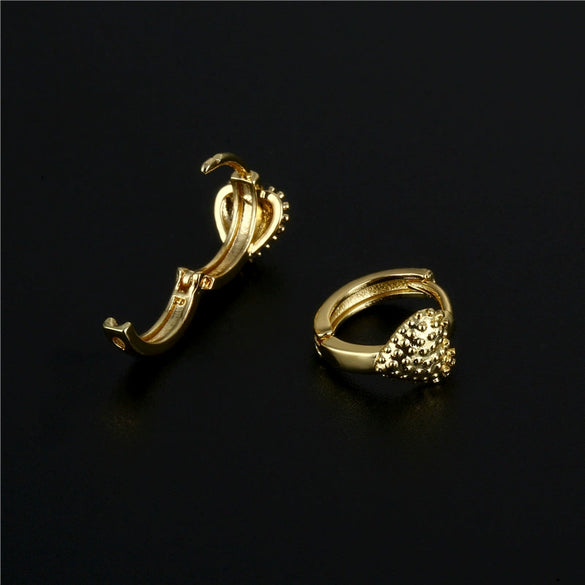 Wholesale Copper Gold Plated Smooth Peach Heart Earrings For Women