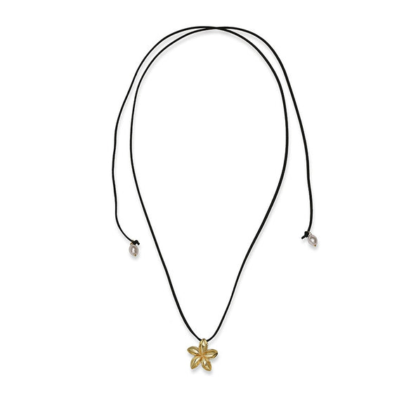 Wholesale Copper Goldplated Retro Flower Petal Pearl Necklace For Women