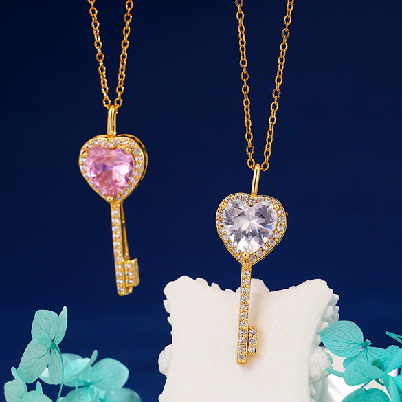 Wholesale Copper Heart Shape Zircon Pendant Necklace With Cross Chain And Electroplating For Women Light Luxury Style