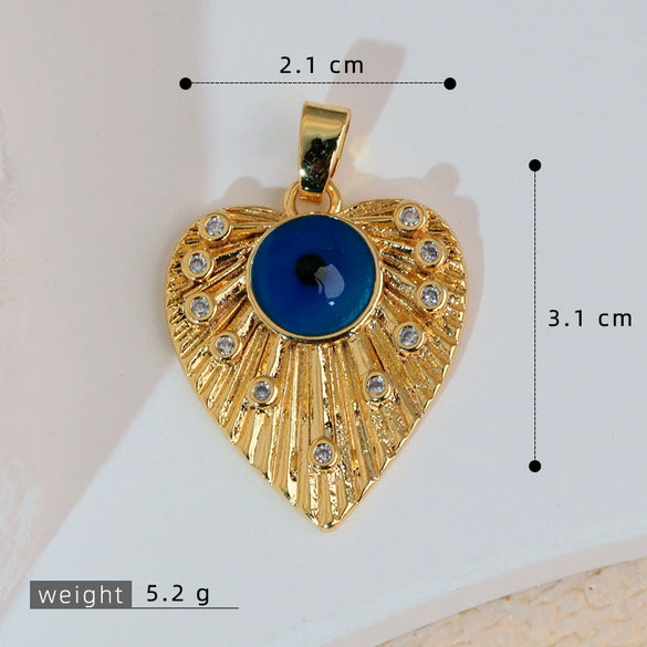 Wholesale Copper Heartshaped Devil's Eye Pendant Jewelry Accessories With Electroplating