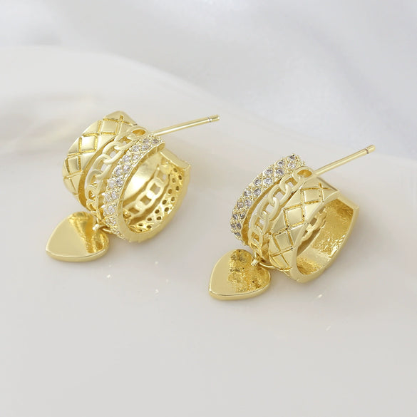 Wholesale Copper Heartshaped Electroplated Multilayered Wide Pendant Earrings For Women