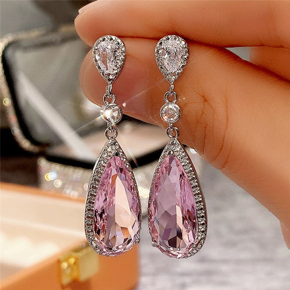 Wholesale Copper Inlaid Zircon Heartshaped Girls Earrings With Geometric Design