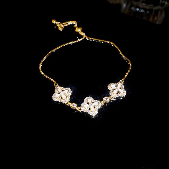 Wholesale Copper Letter Zirconia Inlayed Fashion Exquisite Cold Style Light Luxury High End Feeling Temperament Women's Bracelet