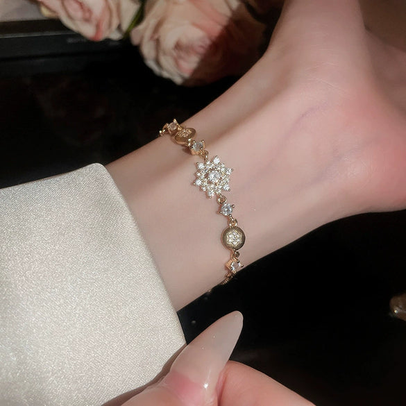 Wholesale Copper Letter Zirconia Inlayed Fashion Exquisite Cold Style Light Luxury High End Feeling Temperament Women's Bracelet
