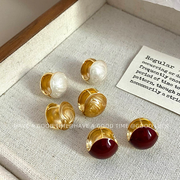Wholesale Copper Metal Ball Earrings With Pearlescent Drop Glaze Wine Red Color Geometric Pattern Electroplating For Women