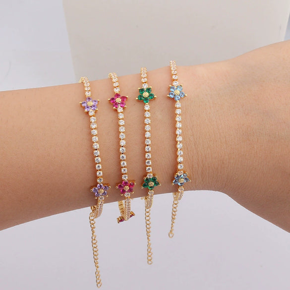 Wholesale Copper Microinlaid Zircon Women's Fivepetal Flower Style Bracelet With Electroplating