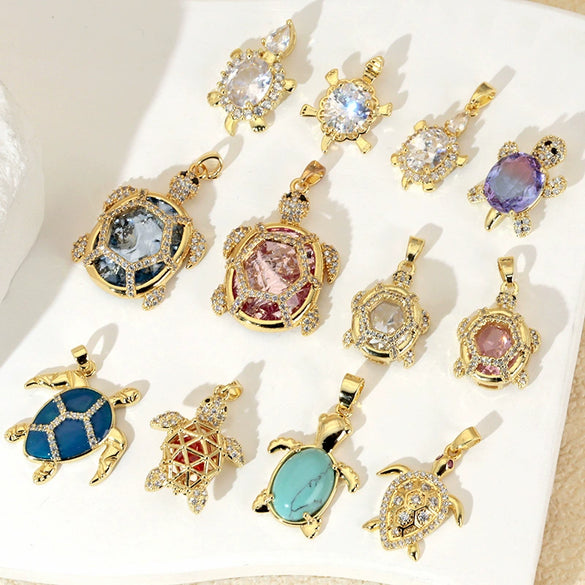 Wholesale Copper Minimalist Animal Zodiac Micropaved Marine Turtle Starfish Necklace Pendant
