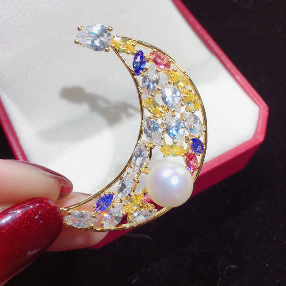 Wholesale Copper Moon Pearl Corsage Natural Pearl Highgrade Pin Pearl Brooch Fashion Jewelry