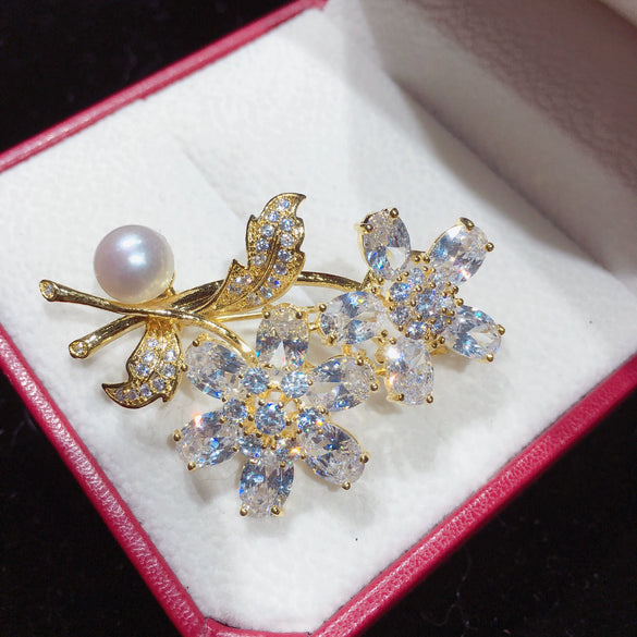Wholesale Copper Natural Freshwater Pearl Flower Brooch Highend Craft For Women