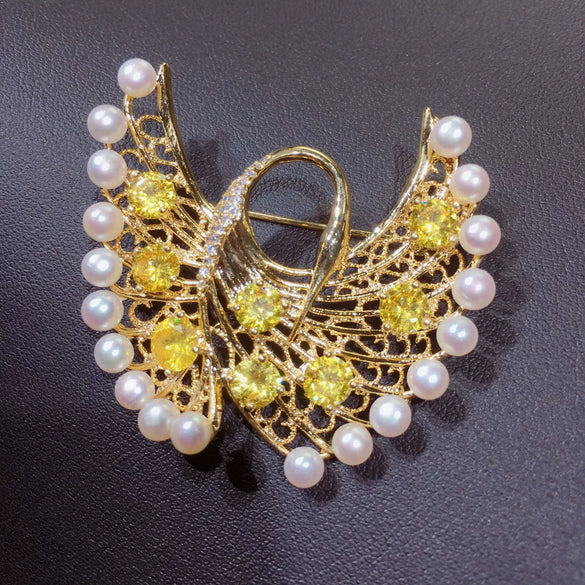 Wholesale Copper Natural Freshwater Pearl Swan Brooch Highgrade Craft