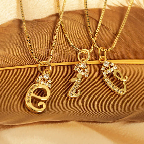 Wholesale Copper Pendant Necklace With Sweet Style And Electroplated Inlaid Zircon Letter Pattern