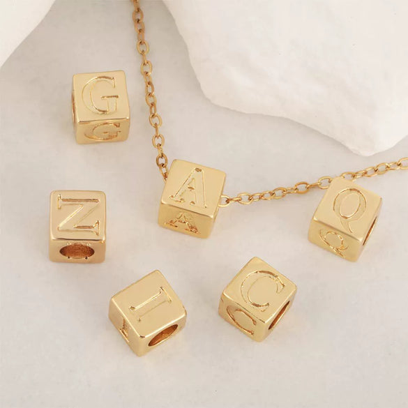 Wholesale Copper Plated Letter Pendant Beaded Simple Necklace Accessories