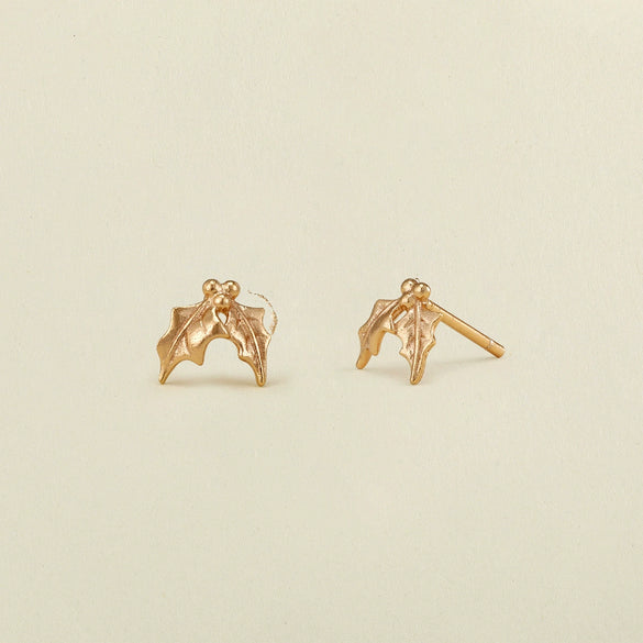 Wholesale Copper Retro Flower Earrings With Electroplating