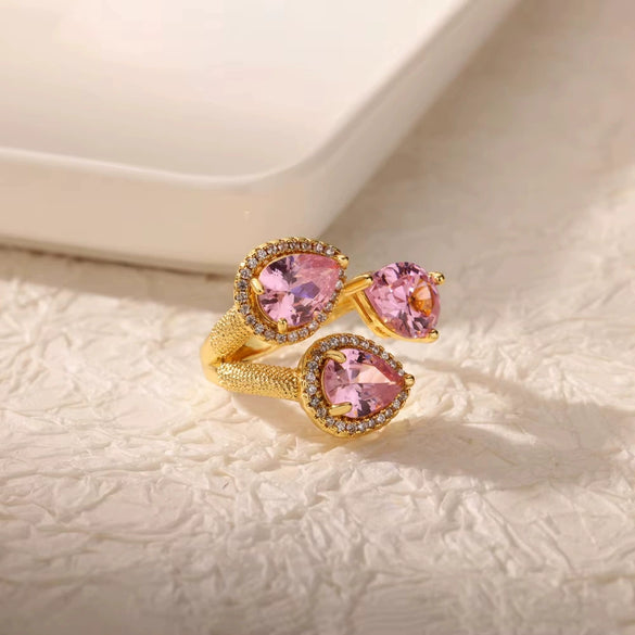 Wholesale Copper Retro Luxury Water Drop Geometric Oval Heart Shape Electroplated Zircon Ring Unisex