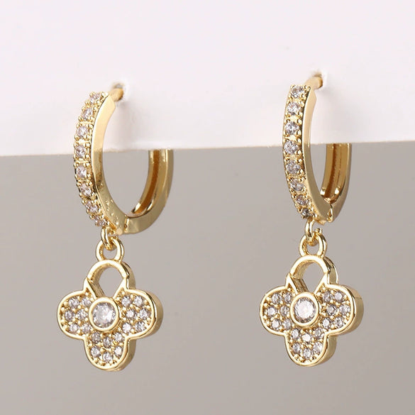 Wholesale Copper Simple Micropaved Zircon Earrings With Heart Butterfly Ear Hook Ear Buckle Geometric And Heart Shape Design For Women